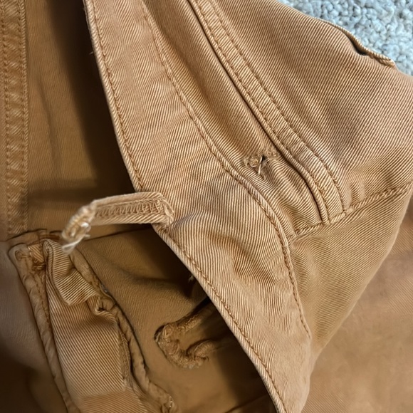 Vanessa Bruno Jeans GUC. Only flaw is back loop needs restiched back - Picture 4 of 6